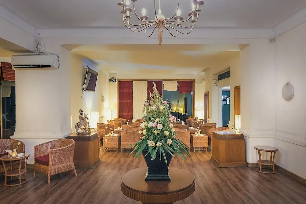 Inya Lake Hotel Rangum